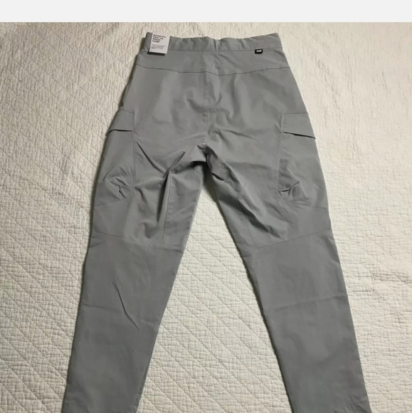 NWT Nike Sportswear Tech Pack Woven Utility Pants - Picture 3 of 4